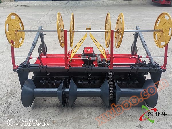 Tipo 220 3 carote monopolizzate. Macchine di coltivazione monopolizzanti di carote bianche5